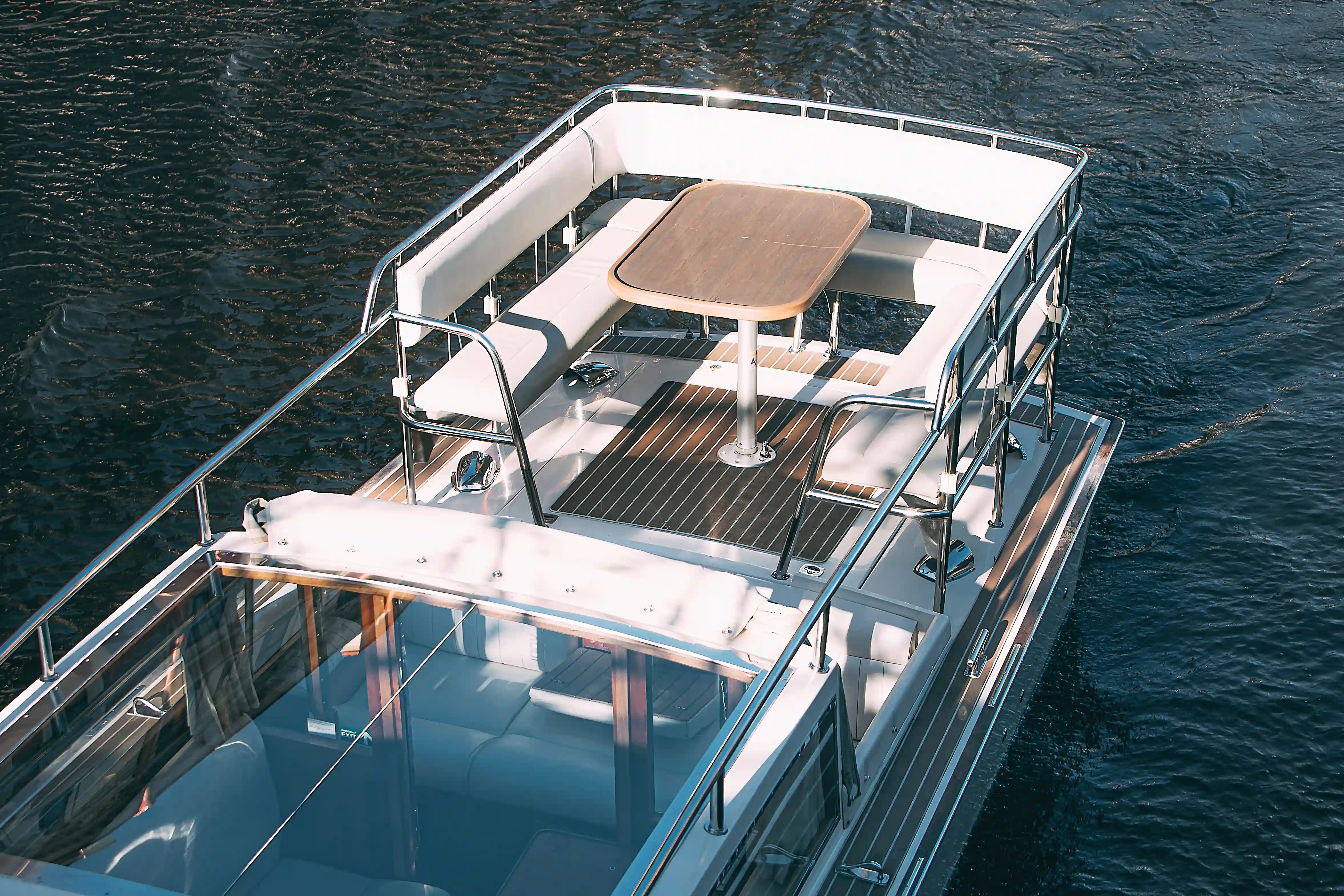 Катер "Венеция" image- 4